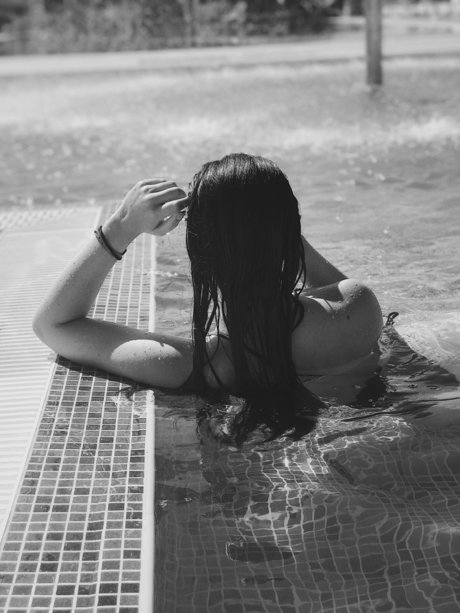 Monique I D model beautiful photo