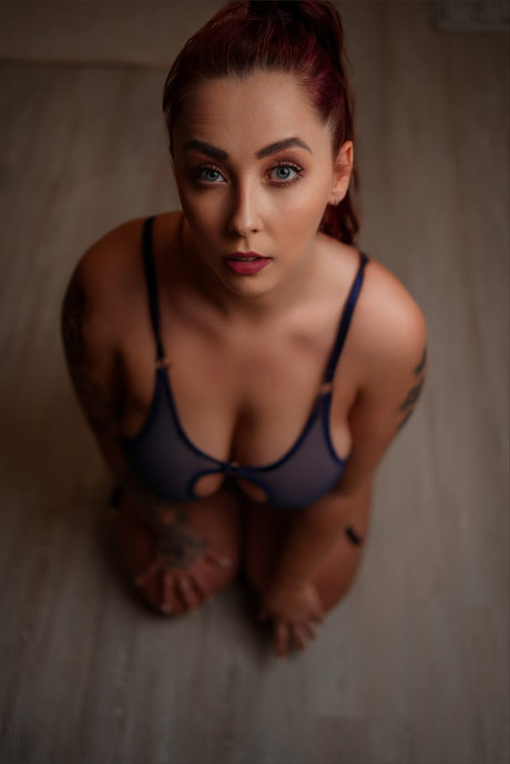 Munzarka sexy pornstar img