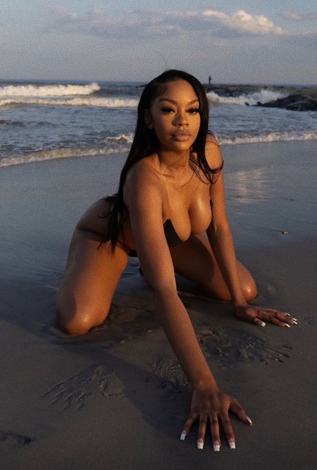 Ms Thang pretty actress pictures