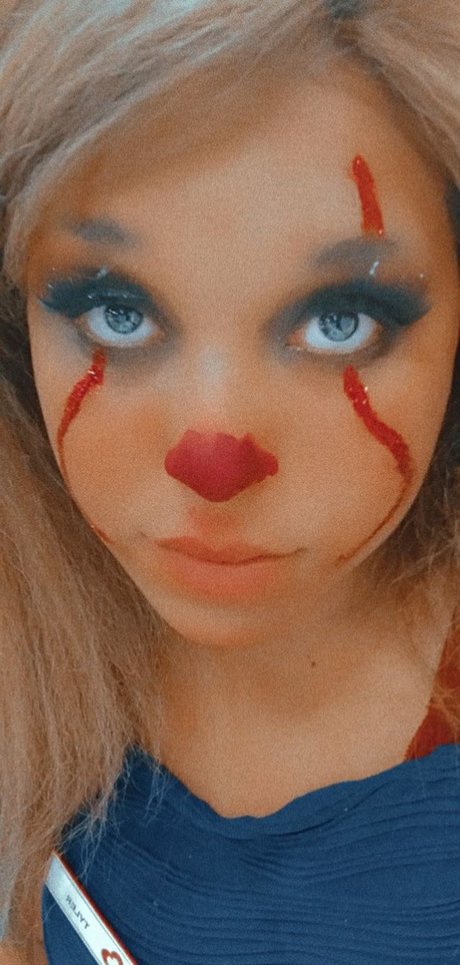 Mrsbunnybear art actress gallery