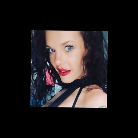 Mrs Salty star pornographic archive