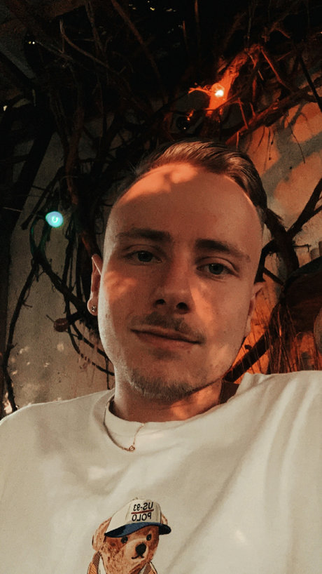 Yeah star hot picture