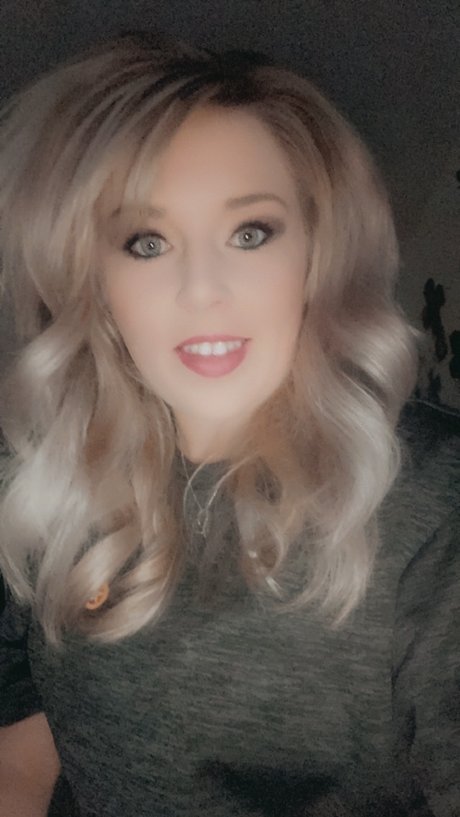 Morgan Burris best actress pics