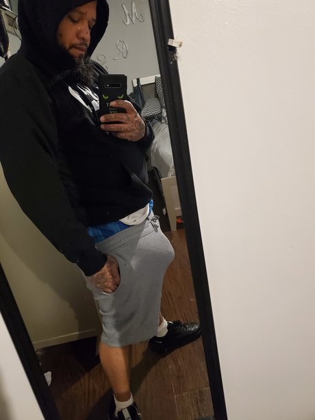 El Atrevido pornstar adult photos