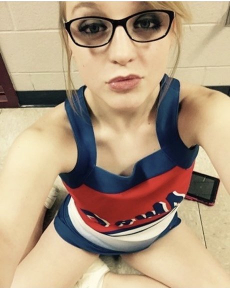 julie saylor perfect star images