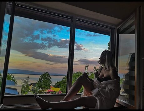 natalyi nudes star gallery