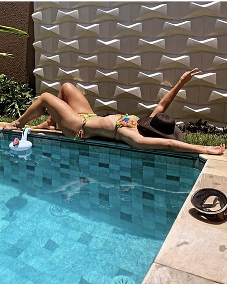 narcigomes pornographic model image