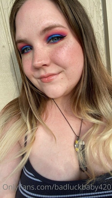 badluckbaby420 pretty pornstar photos