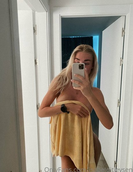 isabelditlevsen star nice image