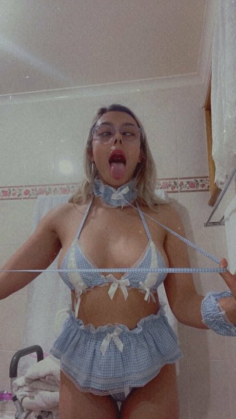 ratchetbrat top star picture