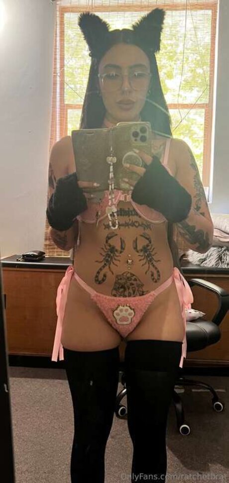 ratchetbrat model adult pictures