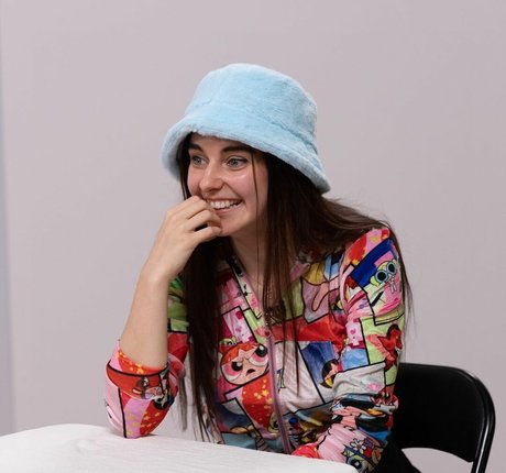 Loserfruit star nudes image