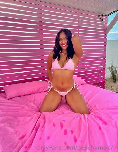 Keira Summers hot model pictures