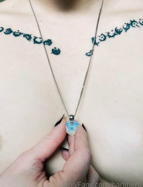 Harlihero hot actress img