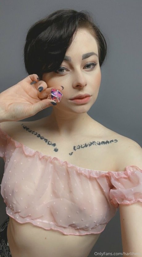 Harlihero adult actress gallery