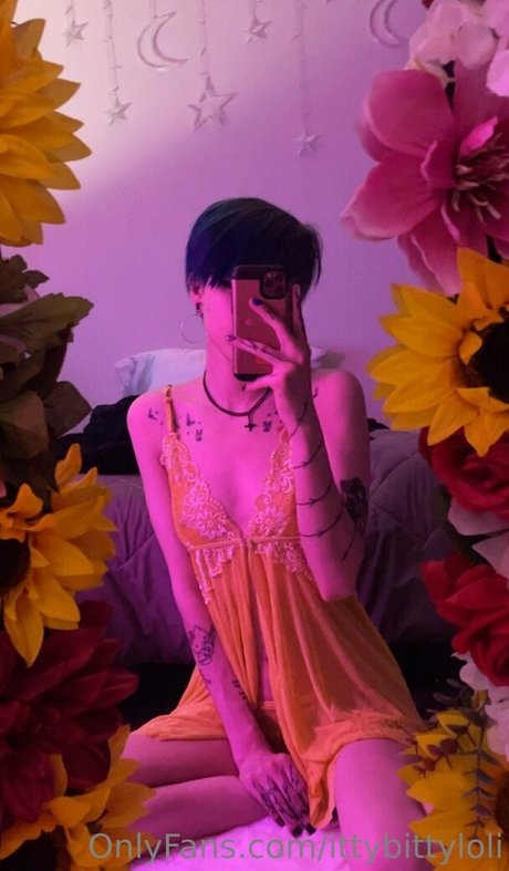 ittybittyloli nice star images