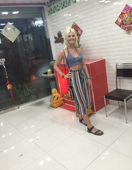 boy onlyfans sexy nudes picture