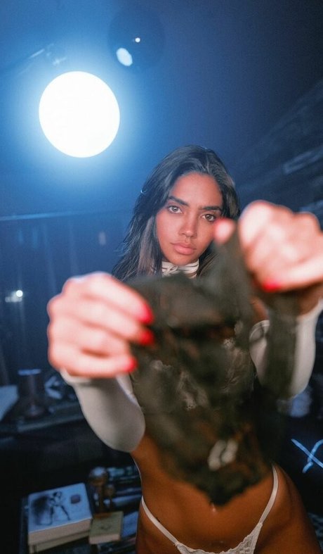 Arianny Negron model nice image