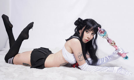 Trizpc star nude archive