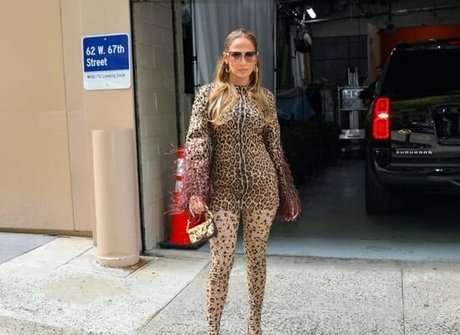 curvy asian onlyfans art porn gallery