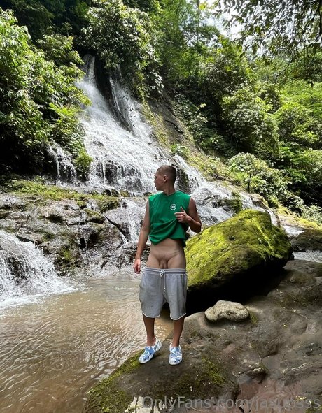 jasupsss sexy star photo