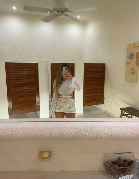 petite fuck onlyfans art xxx photos