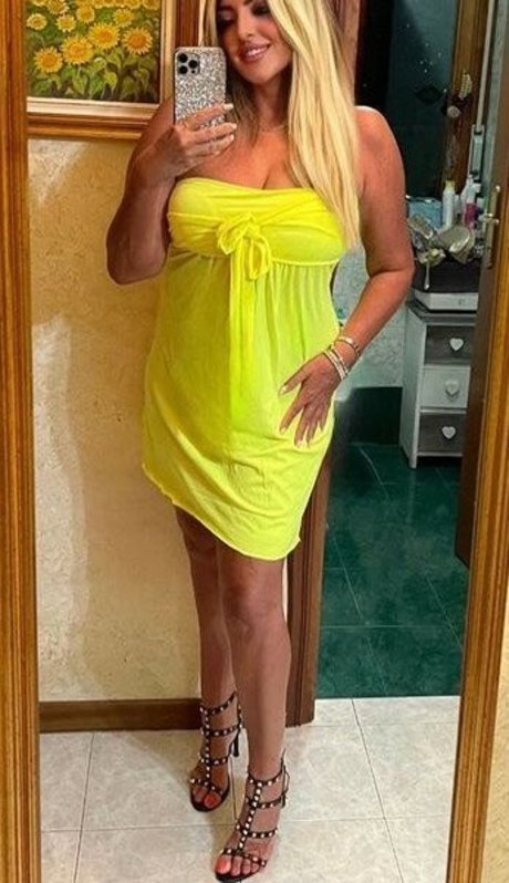 Flaviana Basta pretty star archive