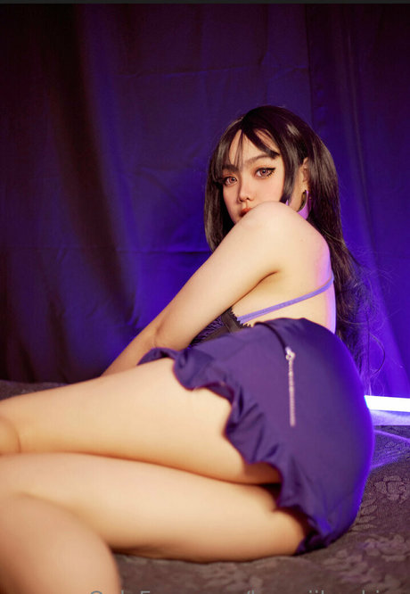 anna hitomi porn model picture