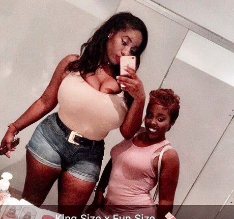 jacking uneek star exclusive pictures