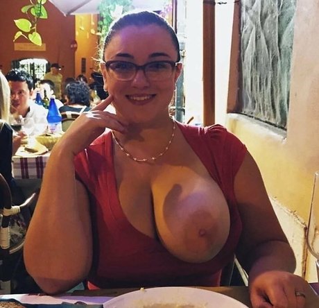 tifftiffrosee star pictures