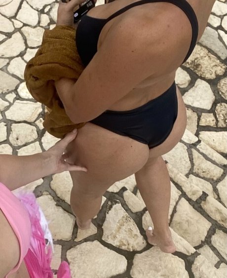 waxednvaxxed model art picture