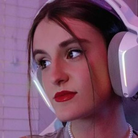 Maggie Roscher hot pornstar pictures