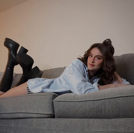 Maggie Roscher pornstar free pic