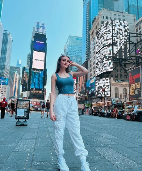 Maggie Roscher naked actress pictures