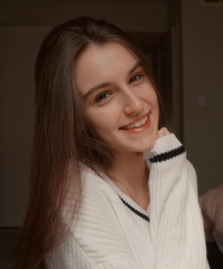 Maggie Roscher star sexy archive