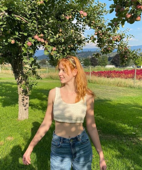 Femke Quintana sexy star gallery