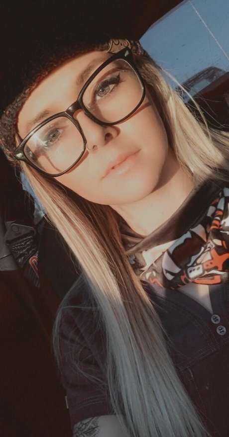 lunamoonxx model hd galleries