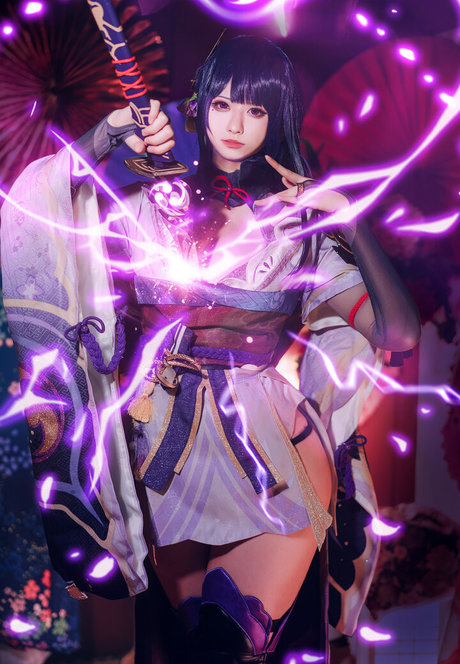 Soraqq star sexy gallery