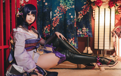 Soraqq model beautiful pics