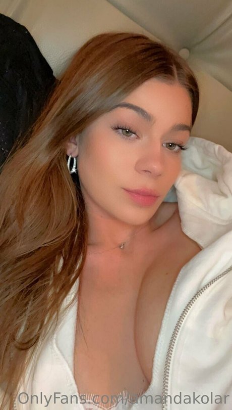 amandakolar pretty actress photos