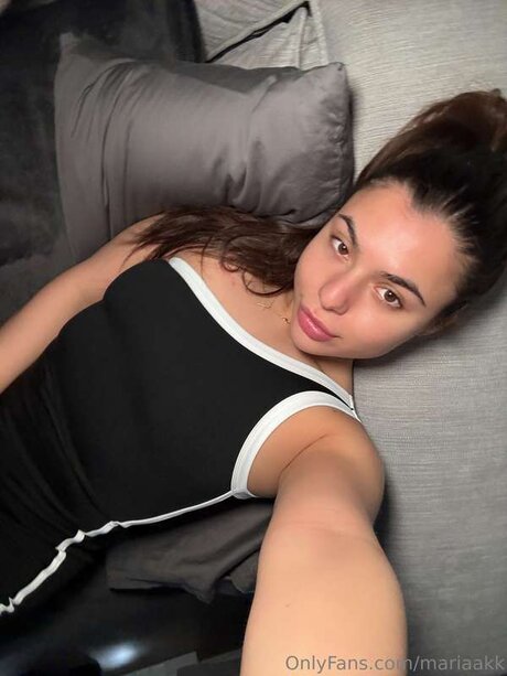 mariaakk porn model galleries