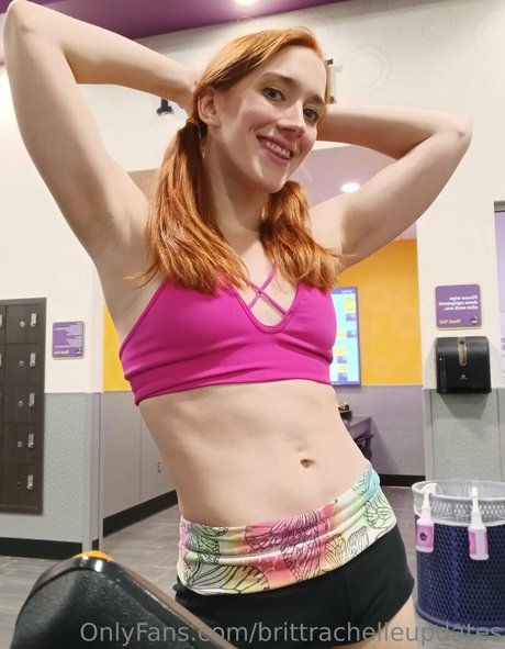 brittrachelleupdates model pretty pic