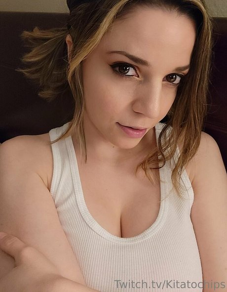 kitatochips sexy model gallery