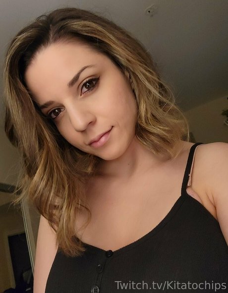 kitatochips pretty actress galleries