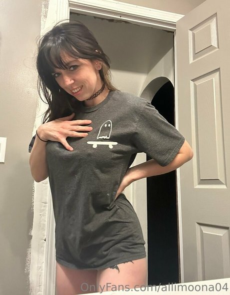 allimoona04 free star pictures