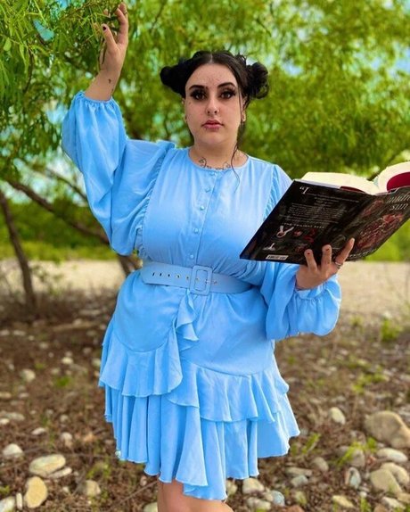 Baethicc art model pics