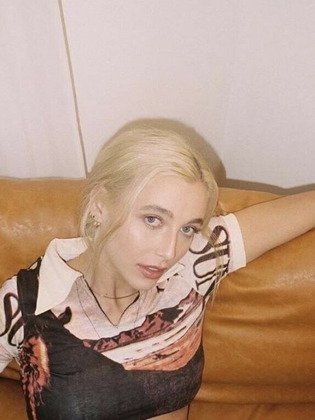 Emma Chamberlain nice pornstar galleries