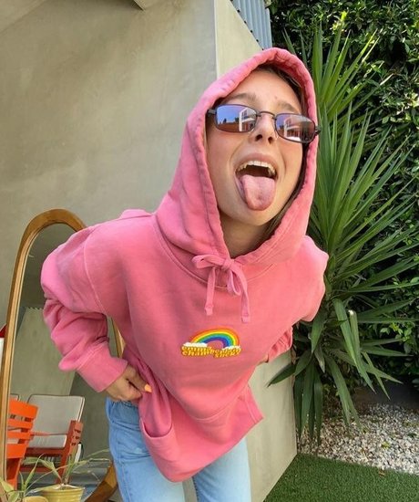 Emma Chamberlain top model gallery