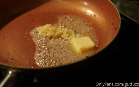 gutfuzz star adult image