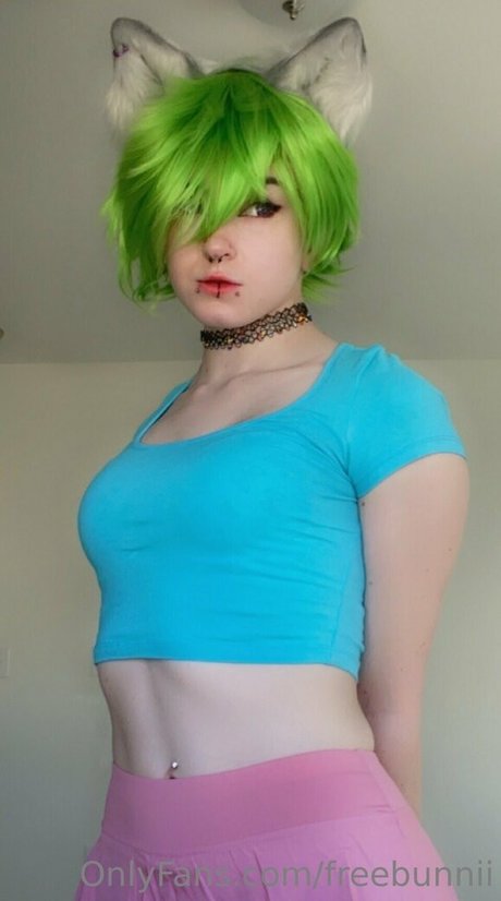 freebunnii star hot images